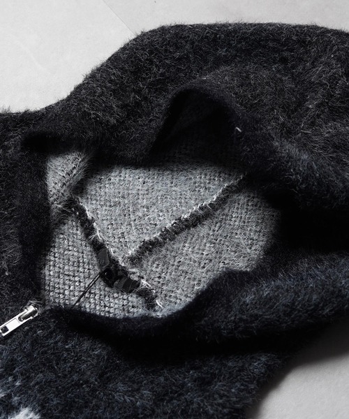 1111clothing(ワンフォークロージング)の「シャギーニット レタリング ジップパーカー / Shaggy Knit Lettering Zip Hoodie(ニット/セーター・メンズ・グレー/ブラック/ブラウン・M/L)」の13枚目の写真