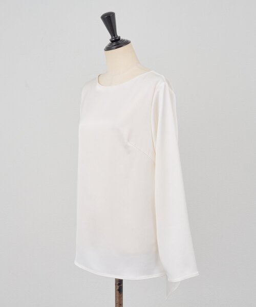 LIVETART（リヴェタート）の「ダブルサテンシンプルブラウス（シャツ/ブラウス・レディース・ホワイト・FREE）」の15枚目の写真