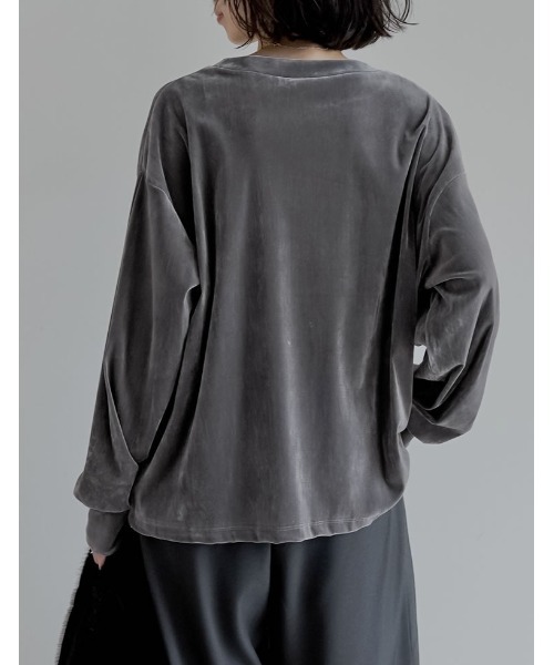Re:EDIT(リエディ)の「シアーフロッキーベロアプルオーバー(Tシャツ/カットソー・レディース・ブラウン/ブラック/アイボリー/グレー・MEDIUM/LARGE)」の11枚目の写真
