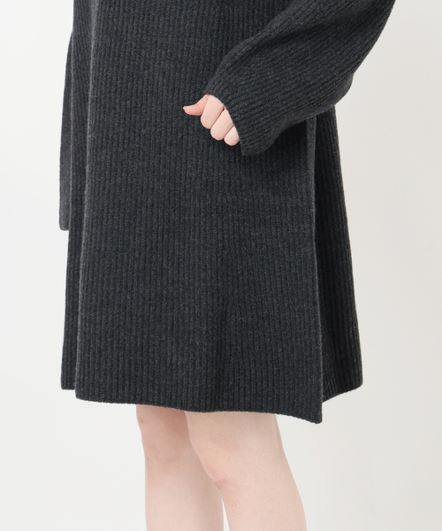SLOBE IENA（スローブイエナ）の「《WEB限定/追加》ファインウールニットミニワンピース（ワンピース・レディース・ブラック/チャコールグレー・FREE）」の17枚目の写真