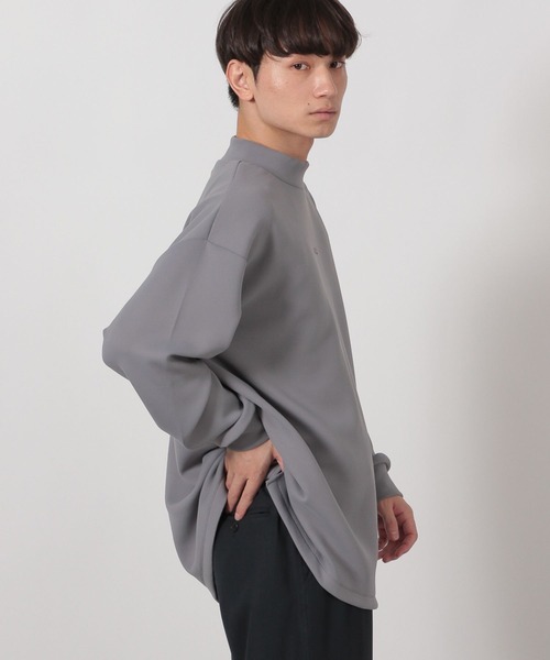 LAKOLE（ラコレ）の「ダンボールモックネック長袖T / 592321（Tシャツ/カットソー・メンズ・ブラック/パープル/ライトグレー/ホワイト・MEDIUM/LARGE）」の3枚目の写真