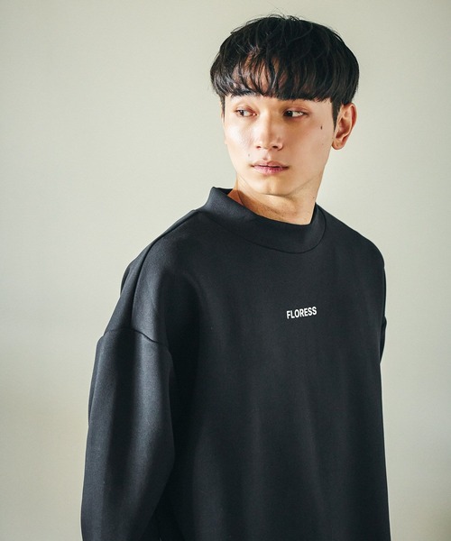 LAKOLE（ラコレ）の「ダンボールモックネック長袖T / 592321（Tシャツ/カットソー・メンズ・ブラック/パープル/ライトグレー/ホワイト・MEDIUM/LARGE）」の2枚目の写真