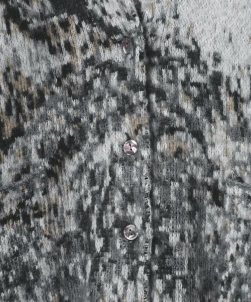 JEANASIS（ジーナシス）の「landscape ブラッシュVニットカーディガン/610574（カーディガン/ボレロ・レディース・ブラック系その他/グレー系その他/グリーン系その他・FREE）」の12枚目の写真