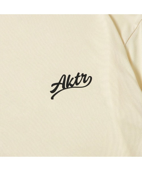 AKTR(アクター)の「AKTR TORSION NICK L/S SPORTS TEE(アクター トーション ニック ロングスリーブ スポーツ Tシャツ)(Tシャツ/カットソー・メンズ・ベージュ系/ブラック系/ブルー系・MEDIUM/LARGE/X-LARGE/XX-LARGE)」の19枚目の写真