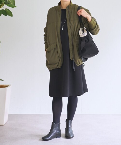 BEARDSLEY(ビアズリー)の「DogプリントBAG(Lサイズ)(トートバッグ・レディース・ブラック・LARGE)」の8枚目の写真