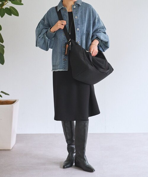 BEARDSLEY(ビアズリー)の「DogプリントBAG(Lサイズ)(トートバッグ・レディース・ブラック・LARGE)」の14枚目の写真