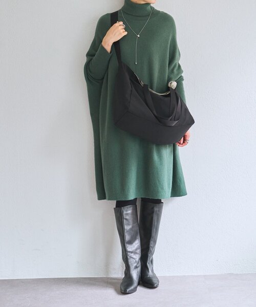 BEARDSLEY(ビアズリー)の「DogプリントBAG(Lサイズ)(トートバッグ・レディース・ブラック・LARGE)」の17枚目の写真