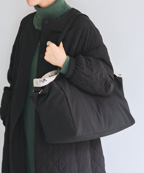 BEARDSLEY(ビアズリー)の「DogプリントBAG(Lサイズ)(トートバッグ・レディース・ブラック・LARGE)」の19枚目の写真