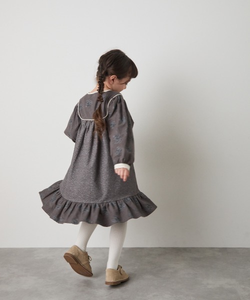 riziere(リジェール)の「ブロックカフタンフラワープリントワンピース(ワンピース・キッズ・ベージュ/チャコール・110/100/90/150/140/130/120)」の18枚目の写真
