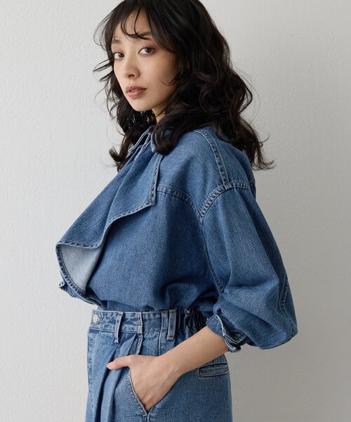Whim Gazette（ウィムガゼット）の「フリルデニムブラウス（シャツ/ブラウス・レディース・ブルー・FREE）」の4枚目の写真