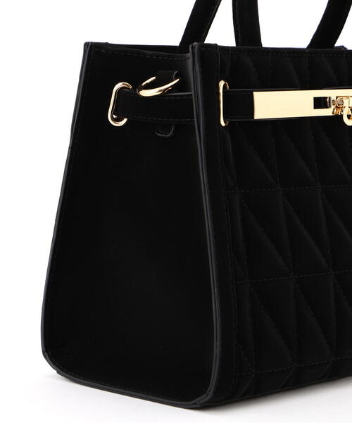 EDIT COLOGNE（エディットコロン）の「ハートチャーム付きキルティングトートバッグ（ショルダーバッグ・レディース・ブラック/オフホワイト/ベージュ・ﾌﾘ-）」の10枚目の写真