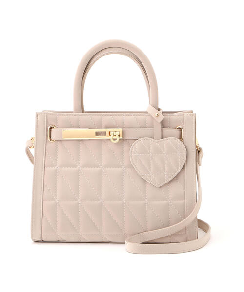 EDIT COLOGNE（エディットコロン）の「ハートチャーム付きキルティングトートバッグ（ショルダーバッグ・レディース・ブラック/オフホワイト/ベージュ・ﾌﾘ-）」の13枚目の写真