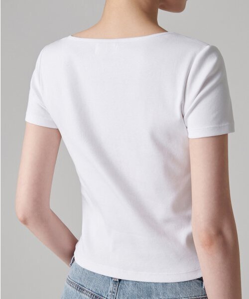 MUSINSA STANDARD WOMAN（ムシンサスタンダードウーマン）の「ウィメンズスリムスクエアネックTシャツ[ホワイト]（Tシャツ/カットソー・レディース・その他・SMALL/MEDIUM/LARGE/X-LARGE/X-SMALL）」の9枚目の写真