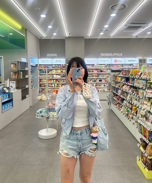 MUSINSA STANDARD WOMAN（ムシンサスタンダードウーマン）の「ウィメンズスリムスクエアネックTシャツ[ホワイト]（Tシャツ/カットソー・レディース・その他・SMALL/MEDIUM/LARGE/X-LARGE/X-SMALL）」の11枚目の写真
