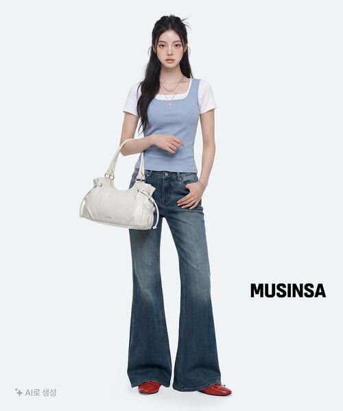 MUSINSA STANDARD WOMAN（ムシンサスタンダードウーマン）の「ウィメンズスリムスクエアネックTシャツ[ホワイト]（Tシャツ/カットソー・レディース・その他・SMALL/MEDIUM/LARGE/X-LARGE/X-SMALL）」の12枚目の写真
