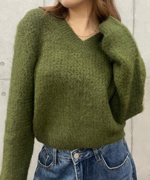 ROGER AND RAW(ロジャーアンドロウ)の「モヘアタッチVネックニットトップス(ニット/セーター・レディース・ブラック/ネイビー/グレー/カーキ・FREE)」の20枚目の写真