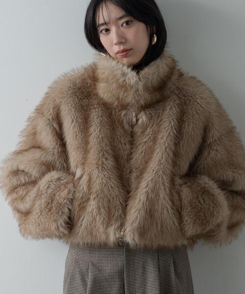 GALLEST（ギャレスト）の「【再入荷】フェイクファーブルゾン（ブルゾン・レディース・ダークグレー/こしょう色系・38）」の3枚目の写真