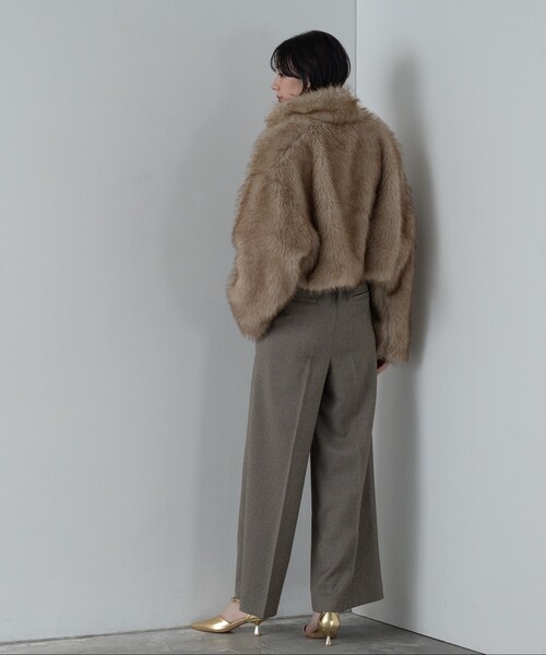 GALLEST（ギャレスト）の「【再入荷】フェイクファーブルゾン（ブルゾン・レディース・ダークグレー/こしょう色系・38）」の14枚目の写真