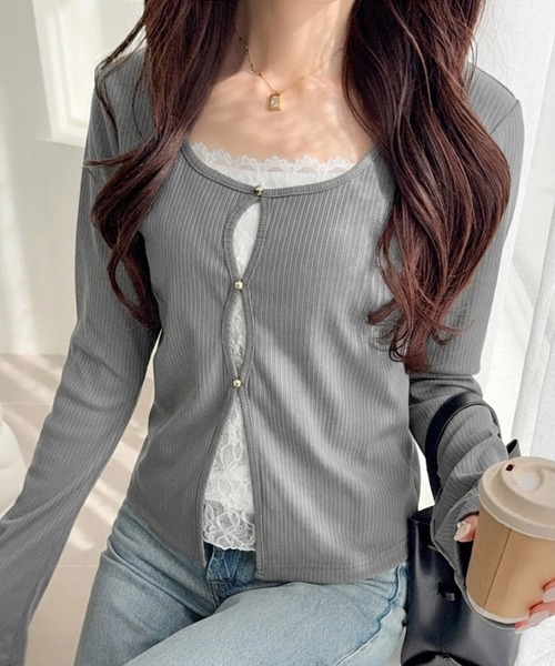 mily bilet（ミウィビレット）の「【mily bilet】重ね着風デザインで華やかに♪ レースキャミ×カーデ フェイクレイヤードトップス（Tシャツ/カットソー・レディース・ピンク/アイボリー/ブラック/グレー・X-LARGE/SMALL/MEDIUM/LARGE）」の3枚目の写真