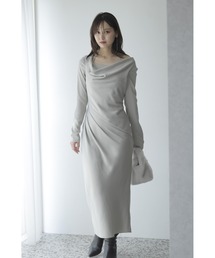 SNIDEL | ドレープバックサテンロングワンピース(ワンピース)