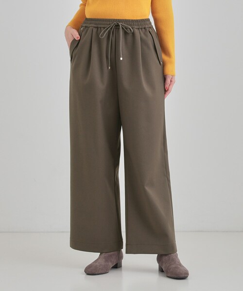 SHOO・LA・RUE（シューラルー）の「【洗濯機可/S-LL】風を通しにくい フラップイージーワイドパンツ（その他パンツ・レディース・ブラック/ブラウン系その他/グレー・04/03/02/01）」の8枚目の写真