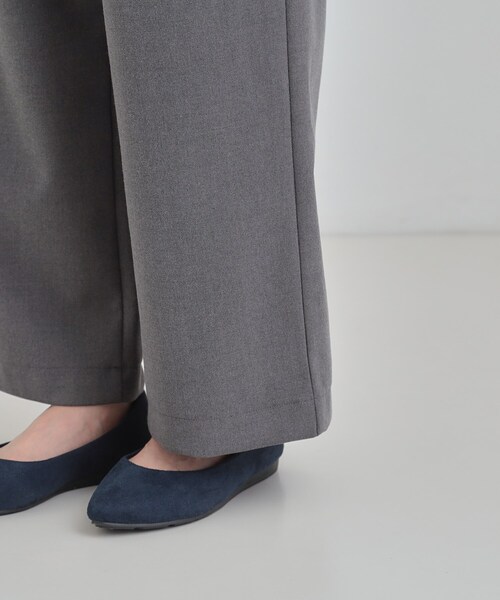 SHOO・LA・RUE（シューラルー）の「【洗濯機可/S-LL】風を通しにくい フラップイージーワイドパンツ（その他パンツ・レディース・ブラック/ブラウン系その他/グレー・04/03/02/01）」の17枚目の写真