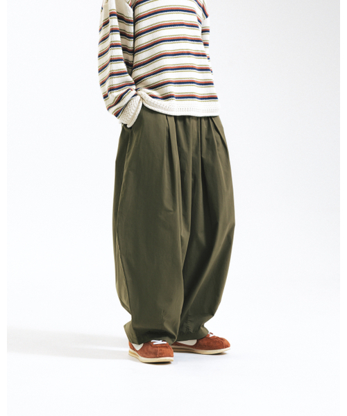 ANGLAN(アングラン)の「Essential Easy Balloon Pants - Khaki(その他パンツ・メンズ・カーキ・FREE)」の5枚目の写真