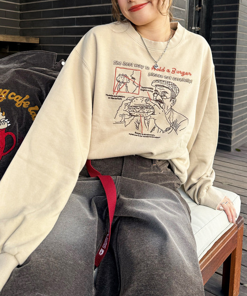 DOUBLE NAME（ダブルネーム）の「grandpa burger刺しゅうプルオーバー（スウェット・レディース・ベージュ/ブラック系/カーキ・FREE）」の5枚目の写真