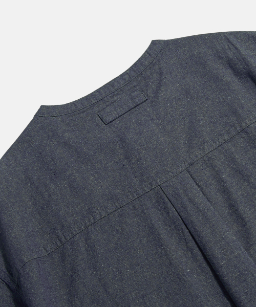 ESPIONAGE(エスピオナジ)の「Cotton Ramie S/S Henley Shirt Navy(シャツ/ブラウス・レディース・その他・LARGE/X-LARGE/MEDIUM)」の4枚目の写真
