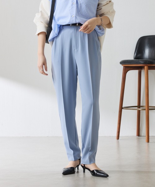 COLLAGE GALLARDAGALANTE(コラージュガリャルダガランテ)の「ジャージスリムテーパードパンツ/セットアップ可/高機能/WEB限定カラー展開/マイナス3kg(その他パンツ・レディース・ベージュ/ネイビー/ブラック/ライトブルー・0/1)」の14枚目の写真