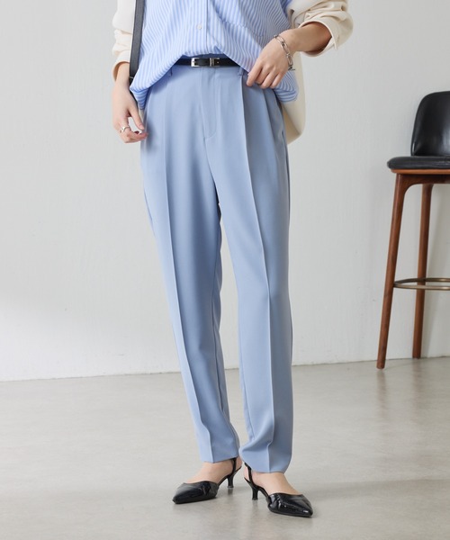 COLLAGE GALLARDAGALANTE(コラージュガリャルダガランテ)の「ジャージスリムテーパードパンツ/セットアップ可/高機能/WEB限定カラー展開/マイナス3kg(その他パンツ・レディース・ベージュ/ネイビー/ブラック/ライトブルー・0/1)」の12枚目の写真