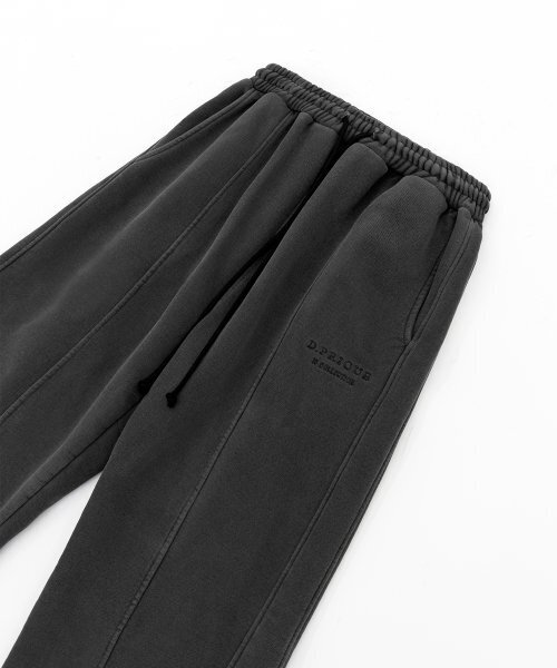 D.PRIQUE（ディープリーク）の「ウォッシュドスウェットパンツ - ブラック（スウェットパンツ・メンズ・その他・LARGE/MEDIUM）」の4枚目の写真