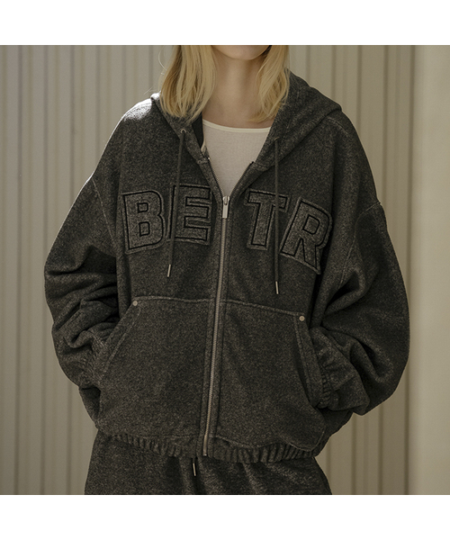 KNOWNBETTER（ノウンベター）の「BETR fleece hoodie zip-up [KNFW04JP05]_[2color]（パーカー・レディース・Beige/チャコール・FREE）」の2枚目の写真