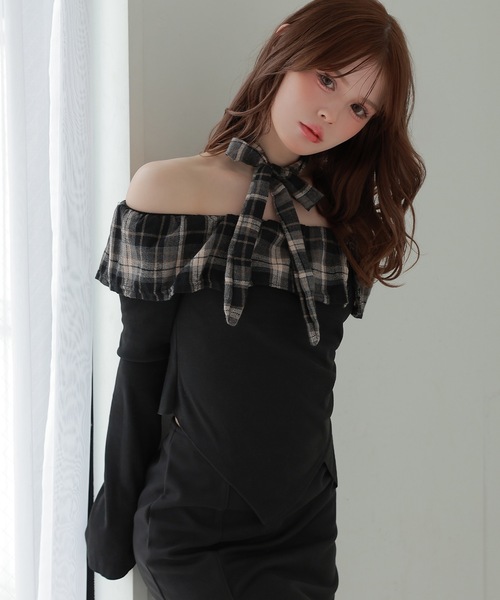 M DOLLY(エムドリー)の「check choker rosily tops/チェックチョーカーローズリートップス(Tシャツ/カットソー・レディース・ブラウン/ブラック・FREE)」の5枚目の写真