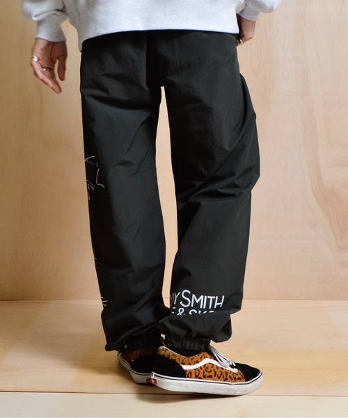 Sunny Smith(サニースミス)の「【SunnySmith】コットンライク ナイロン ヤシの木柄プリント イージーパンツ(その他パンツ・メンズ・スミクロ/グレー・MEDIUM/LARGE)」の6枚目の写真