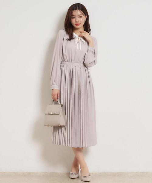 couture brooch（クチュールブローチ）の「【ハレの日・通勤】配色シフォンプリーツ ワンピース（ワンピース・レディース・ネイビー/ナチュラル・36/38/40/42）」の14枚目の写真