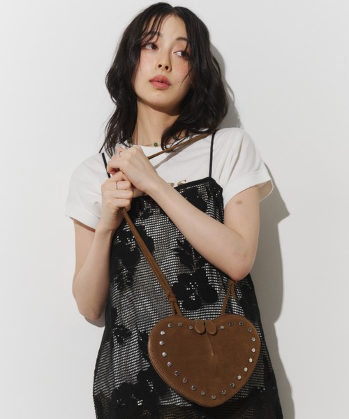 Unitage(ユニテージ)の「スタッズデザインハートバッグ【select item】(ショルダーバッグ・レディース・ベージュ/ブラウン・FREE)」の8枚目の写真