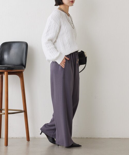 Jena espace merveilleux（ジェナ　エスパスメルヴェイユ）の「ケーブルVネックニット（ニット/セーター・レディース・オフホワイト/チャコールグレー/レモンイエロー・FREE）」の8枚目の写真