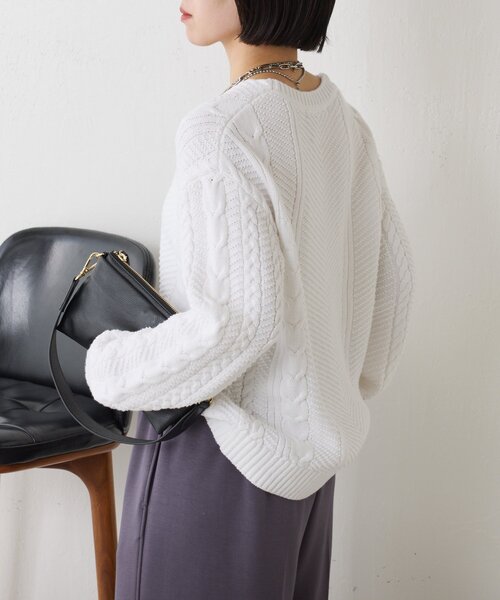 Jena espace merveilleux（ジェナ　エスパスメルヴェイユ）の「ケーブルVネックニット（ニット/セーター・レディース・オフホワイト/チャコールグレー/レモンイエロー・FREE）」の12枚目の写真