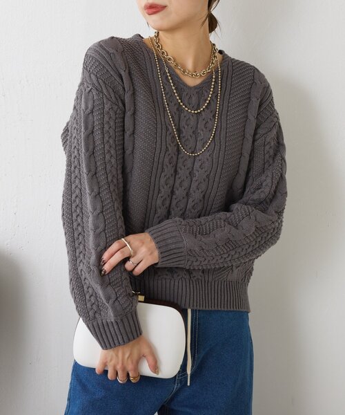 Jena espace merveilleux（ジェナ　エスパスメルヴェイユ）の「ケーブルVネックニット（ニット/セーター・レディース・オフホワイト/チャコールグレー/レモンイエロー・FREE）」の17枚目の写真