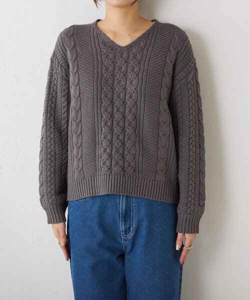 Jena espace merveilleux（ジェナ　エスパスメルヴェイユ）の「ケーブルVネックニット（ニット/セーター・レディース・オフホワイト/チャコールグレー/レモンイエロー・FREE）」の22枚目の写真