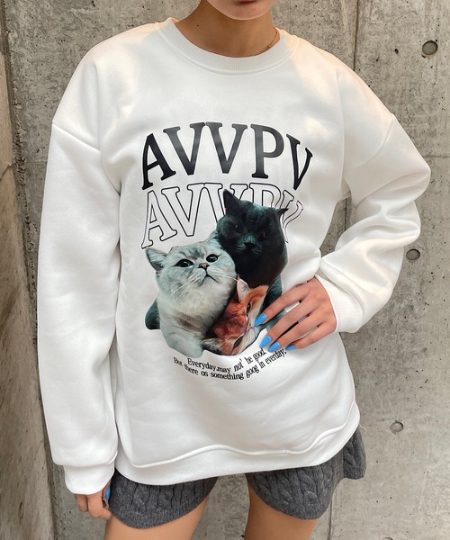 ROGER AND RAW（ロジャーアンドロウ）の「[裏起毛]CATプリントスウェットプルオーバー（スウェット・レディース・グレー/ホワイト・FREE）」の8枚目の写真