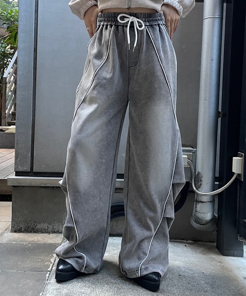 ROGER AND RAW（ロジャーアンドロウ）の「ピグメント加工スウェットワイドパンツ（その他パンツ・レディース・グレー/ネイビー/ブラック・FREE）」の2枚目の写真