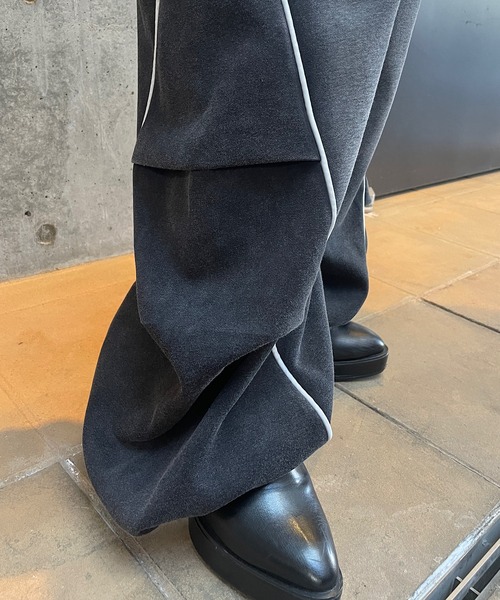 ROGER AND RAW（ロジャーアンドロウ）の「ピグメント加工スウェットワイドパンツ（その他パンツ・レディース・グレー/ネイビー/ブラック・FREE）」の12枚目の写真