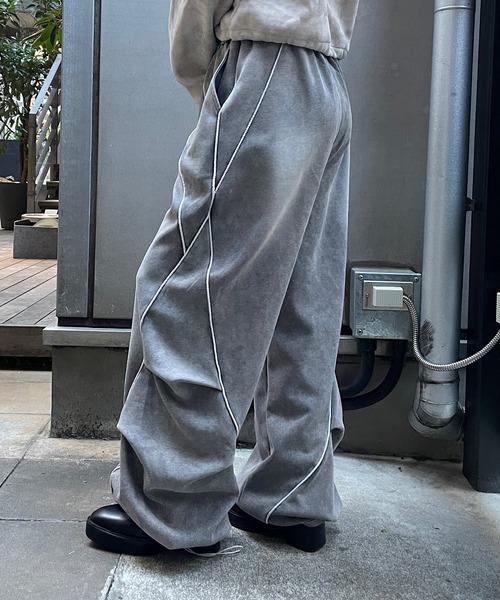 ROGER AND RAW（ロジャーアンドロウ）の「ピグメント加工スウェットワイドパンツ（その他パンツ・レディース・グレー/ネイビー/ブラック・FREE）」の19枚目の写真