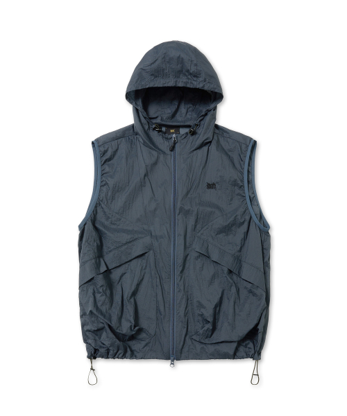 BROWNBREATH(ブラウンブレス)の「TAG NYLON HOOD VEST - KHAKI(ベスト・レディース・その他・M/S/L/XL)」の1枚目の写真