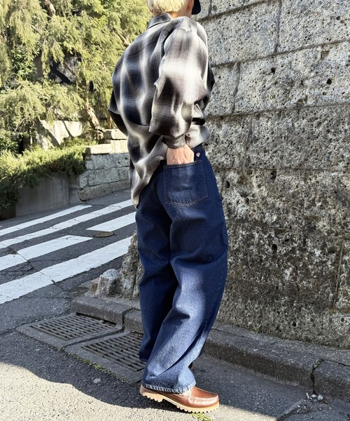 RED KAP（レッドキャップ）の「【RED KAP】限定商品 別注 BUGGY JEANS　バギーデニム（デニムパンツ・メンズ・ブラック/インディゴブルー・S/M/L/LL）」の15枚目の写真