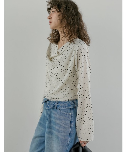 Re:EDIT（リエディ）の「[2026S/S COLLECTION]ドットドレープブラウス（シャツ/ブラウス・レディース・ブラウン/ブラック/アイボリー・MEDIUM/LARGE）」の15枚目の写真