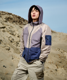 OFFGRID（オフグリッド）の「オデッセイ カラーブロック フードジャケット-ベージュ（ナイロンジャケット）」