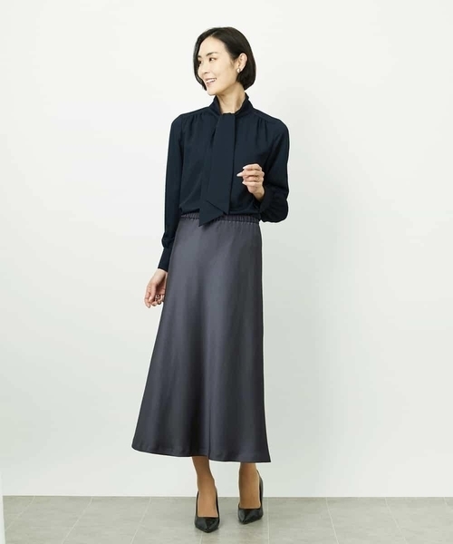 MICHEL KLEIN（ミッシェル・クラン）の「[コージーボトム]ヴィンテージサテンスカート（スカート・レディース・チャコールグレー/ダークインディゴブルー・38）」の19枚目の写真